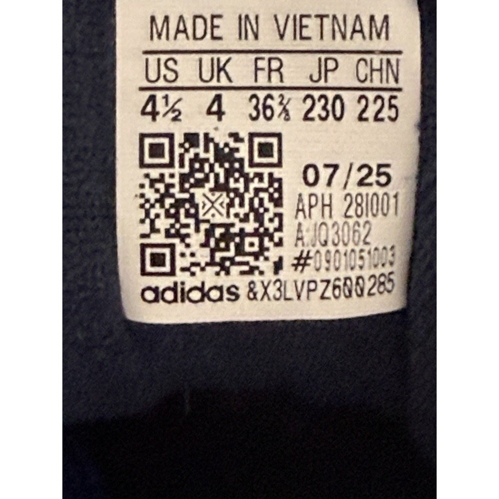 Adidas Breakbase J Youth Sneakers Size 4.5 New - Picture 8 of 8